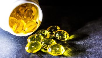 Oomega‑3 saladused: kuidas neid õigesti võtta ja miks see tõesti loeb sinu tervisele