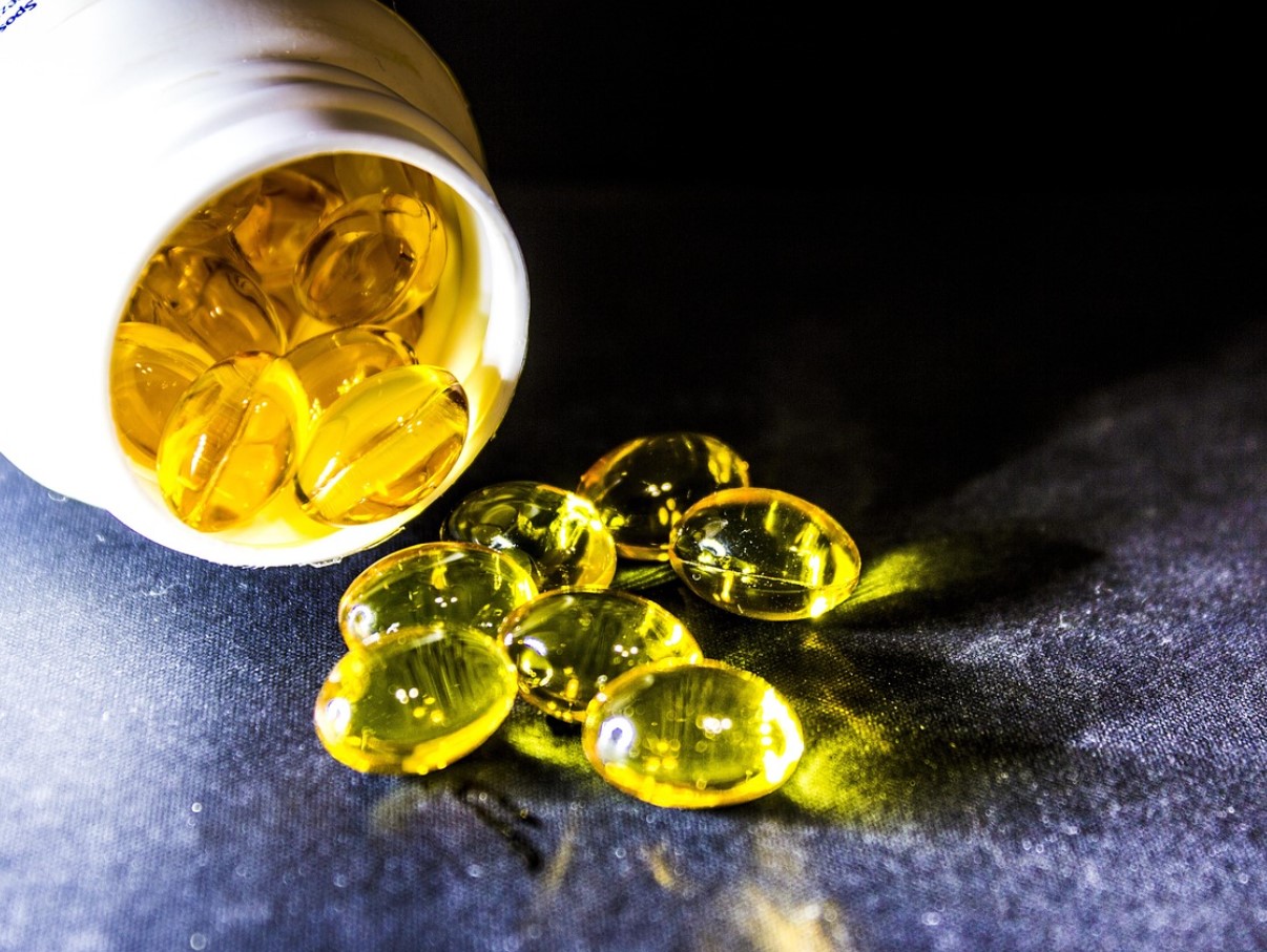 Oomega‑3 saladused: kuidas neid õigesti võtta ja miks see tõesti loeb sinu tervisele