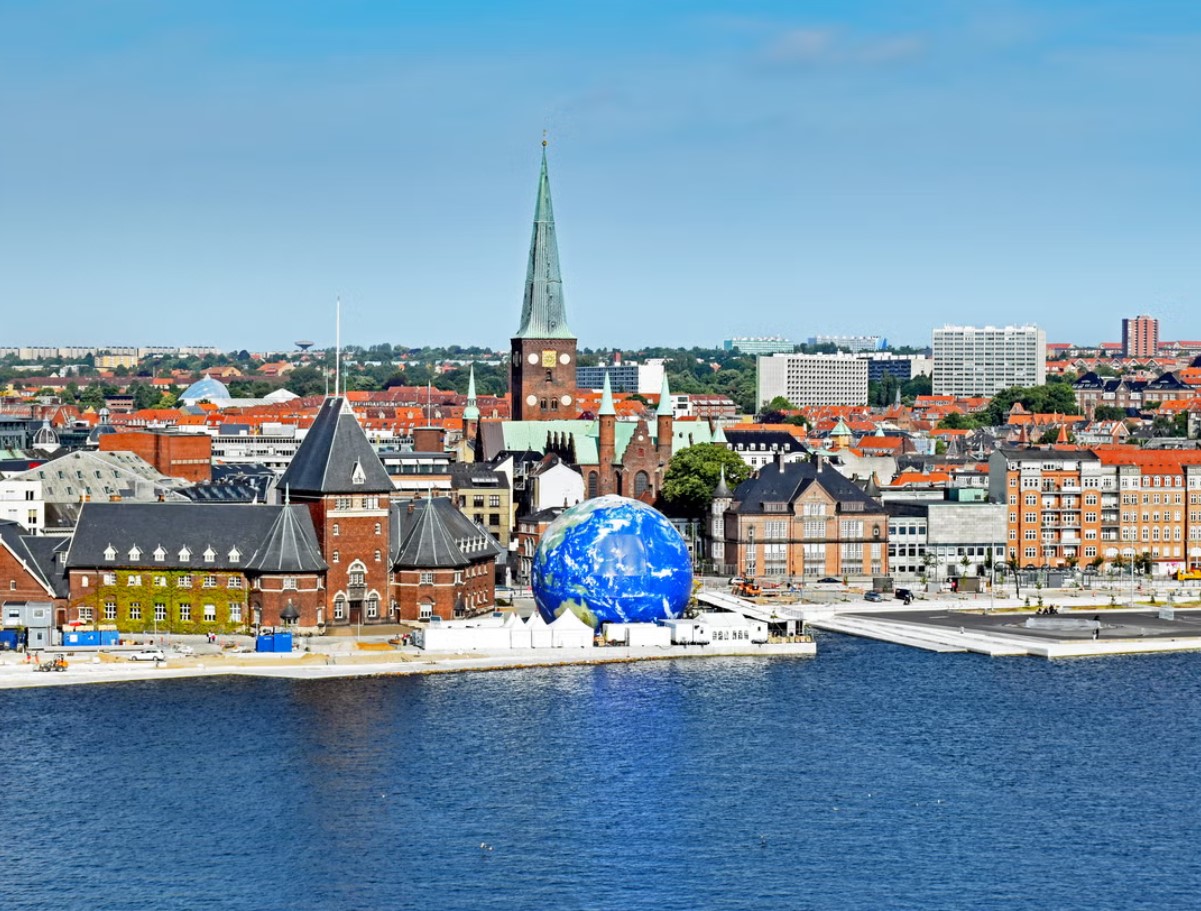Aarhus: Taani “Naeratuste Linn”, Mis Paneb Sind Unistama Uuest Euroopast, Kuigi Eesti On Alles Nii Lähedal