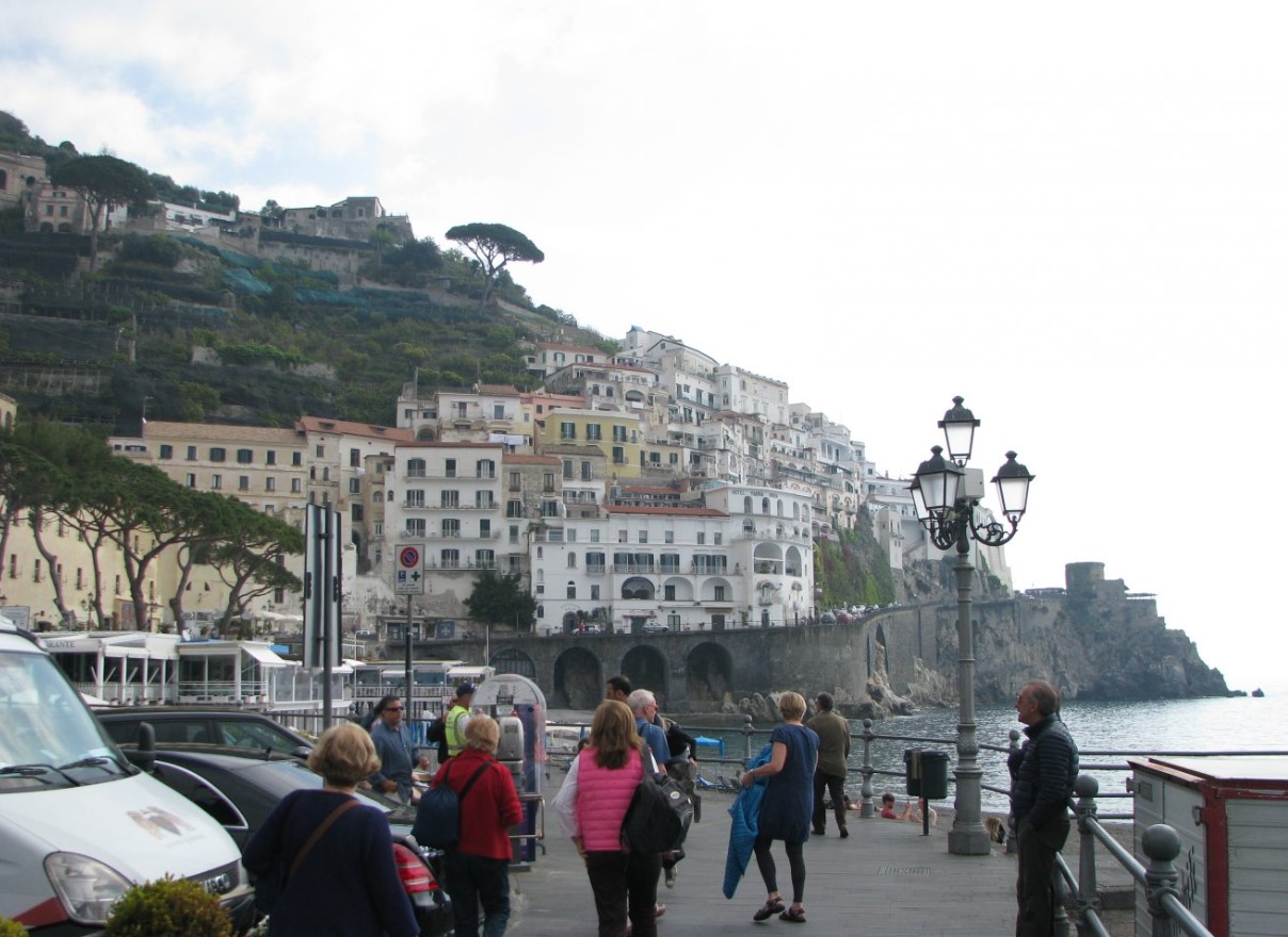 Amalfi rannikko Itaalias: postkaardi‑ilus meri, romantika ja ajalugu, mida iga rändur peab nägema