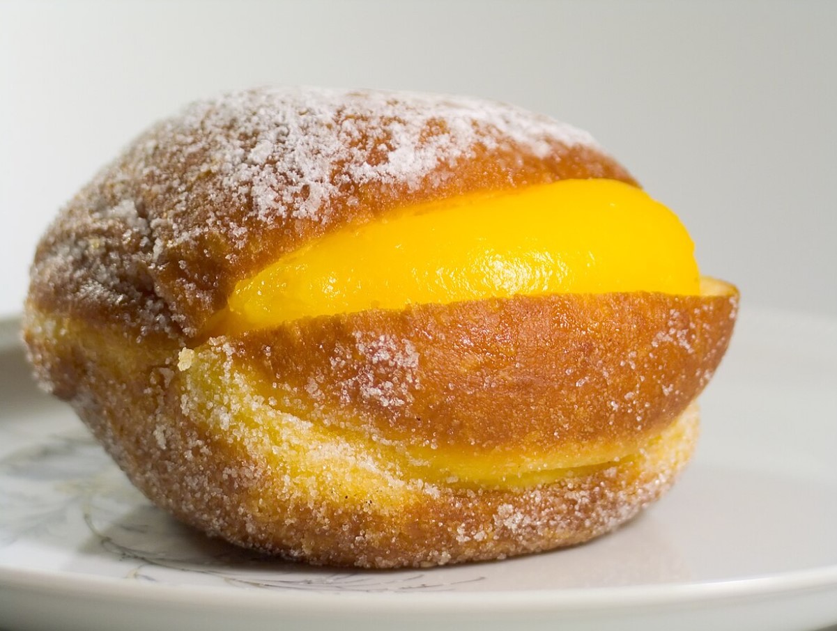 Portugali sõõrikud, mis sulavad suus nagu lumi: proovi kodus bolas de Berlim