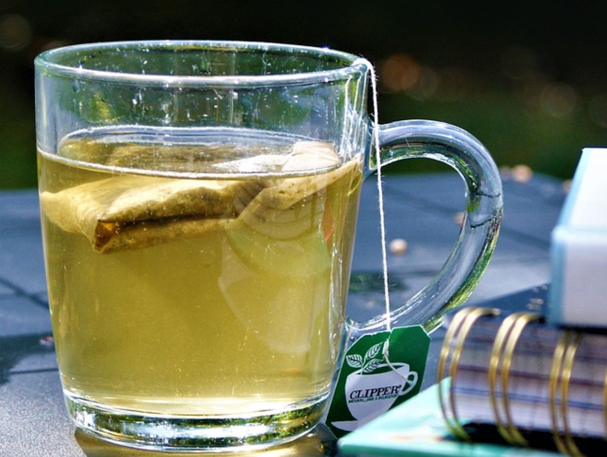 Iga õhtu tass kummeliteed enne und. Tulemus üllatas isegi skeptikut