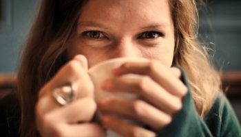 Ma joon seda teed iga õhtu enne magamaminekut - uni tuleb kiiremini ja rahulikumalt, nagu vanaema tõesti õpetas