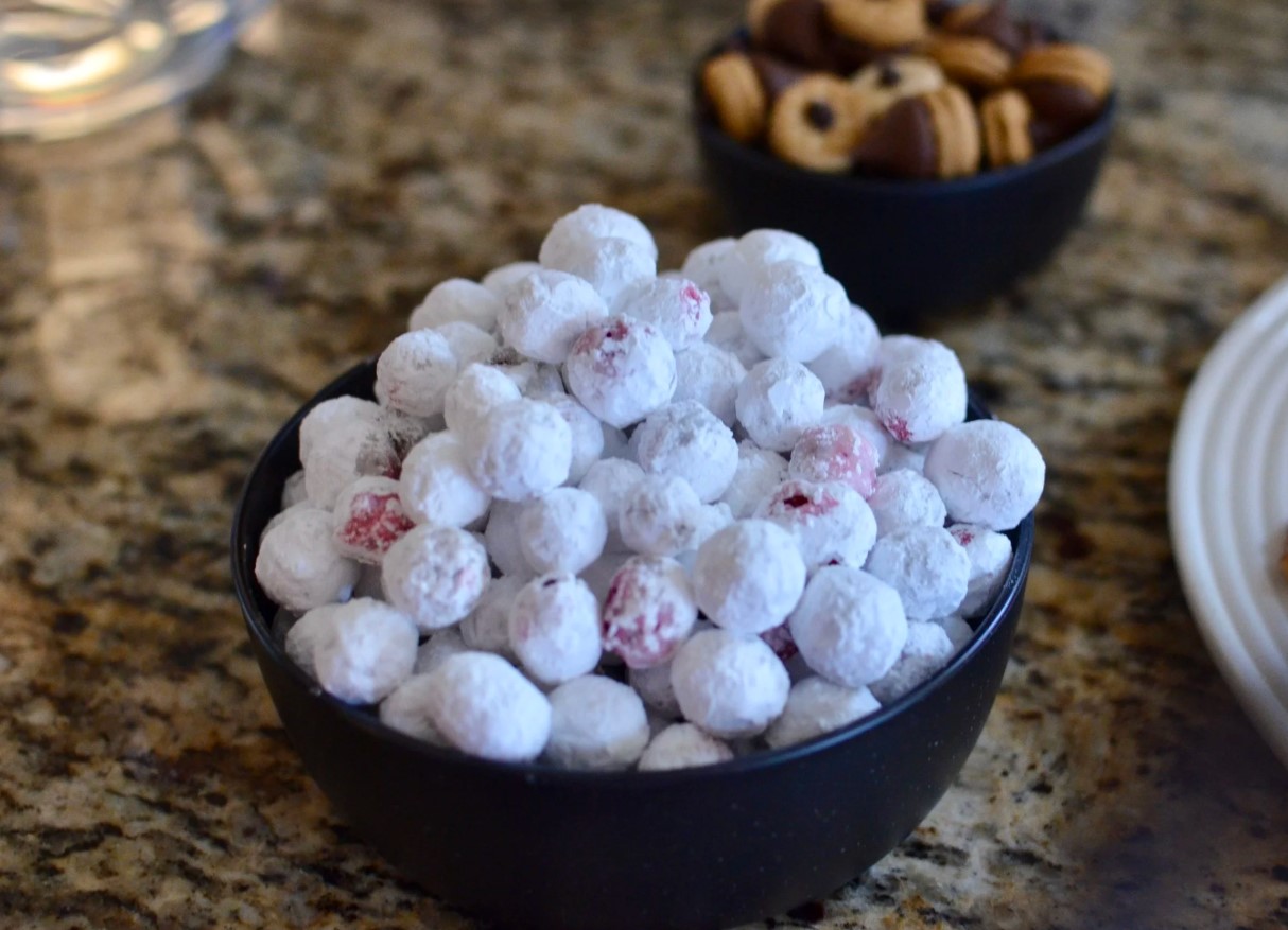 Miks Grandma Lillian’s 3-Ingredient Candied Cranberries on muutunud viruaalseks talvehitiks ja kuidas neid ise teha