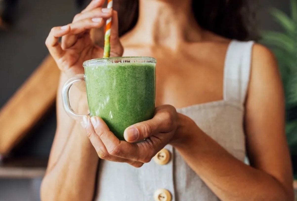 Läbipaistev klaas vs matt kruus: miks klaasist joomine võib aidata Sul rohkem vett juua ja paremini hüdreeritud olla