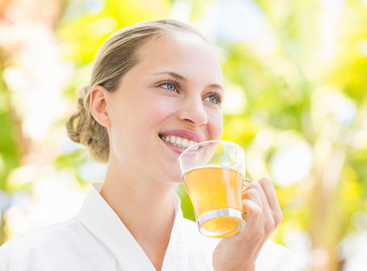 Läbipaistev klaas vs matt kruus: miks klaasist joomine võib aidata Sul rohkem vett juua ja paremini hüdreeritud olla