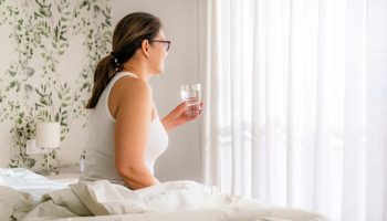 Jood hommikuti sidrunivett? Proovi seda hoopis ja ainevahetus ärkab ellu