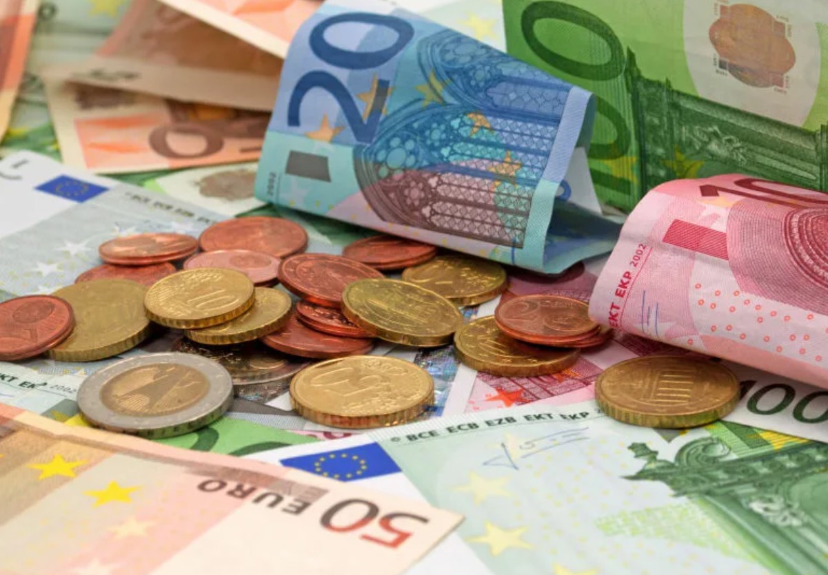 Kas 2300 eurot kuus on Eestis uus normaalsus?