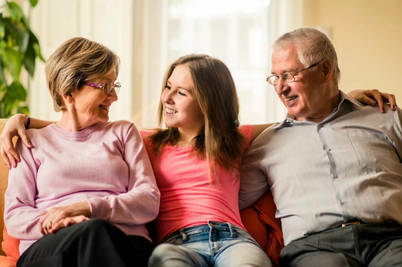 Kas vanaemad ja vanaisad on lapsekasvatuses abiks või takistuseks? See lugu võib su pereelu päriselt muuta