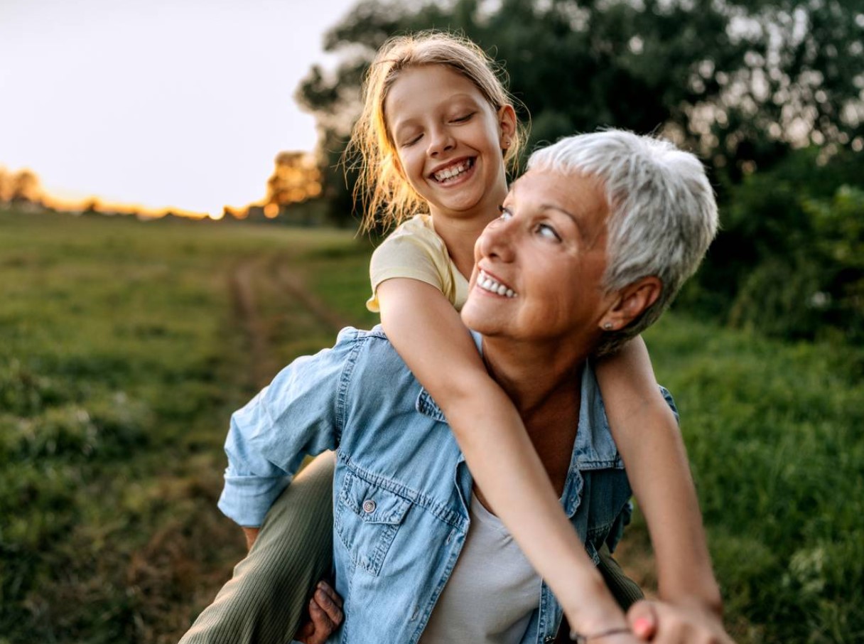 Kas vanaemad ja vanaisad on lapsekasvatuses abiks või takistuseks? See lugu võib su pereelu päriselt muuta