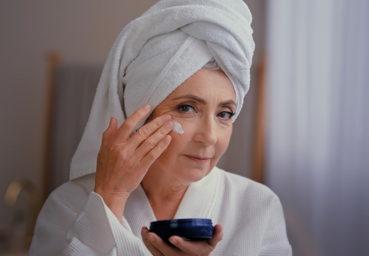 Šokeeriv ilu‑saladus, mida vanaemad teadsid juba siis, kui see oli trend enne trende - ja miks tänapäeva noored seda uuesti armastavad