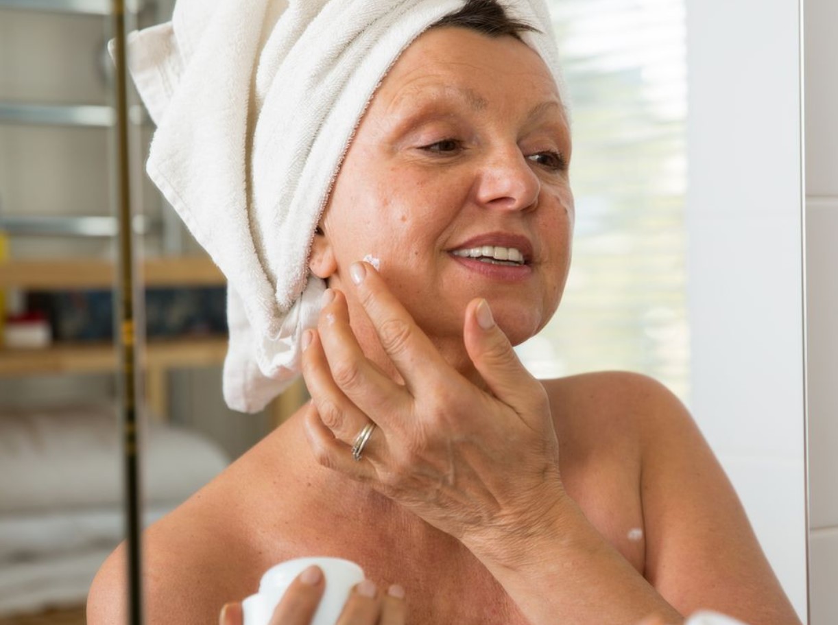 Šokeeriv ilu‑saladus, mida vanaemad teadsid juba siis, kui see oli trend enne trende - ja miks tänapäeva noored seda uuesti armastavad