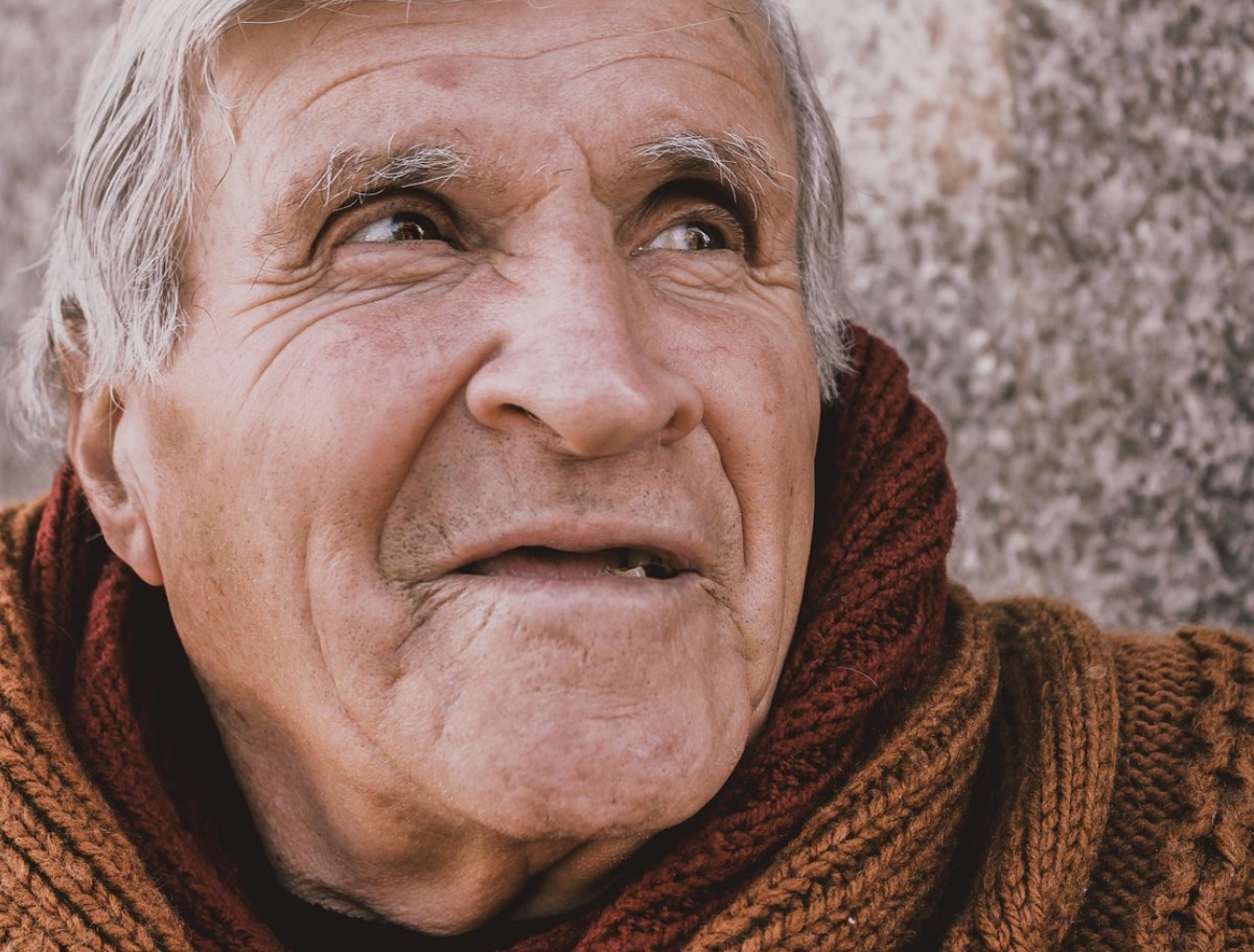 60ndates ja 70ndates eluaastates inimesed on säilitanud need „vanakooli” harjumused ja on selle tõttu õnnelikumad