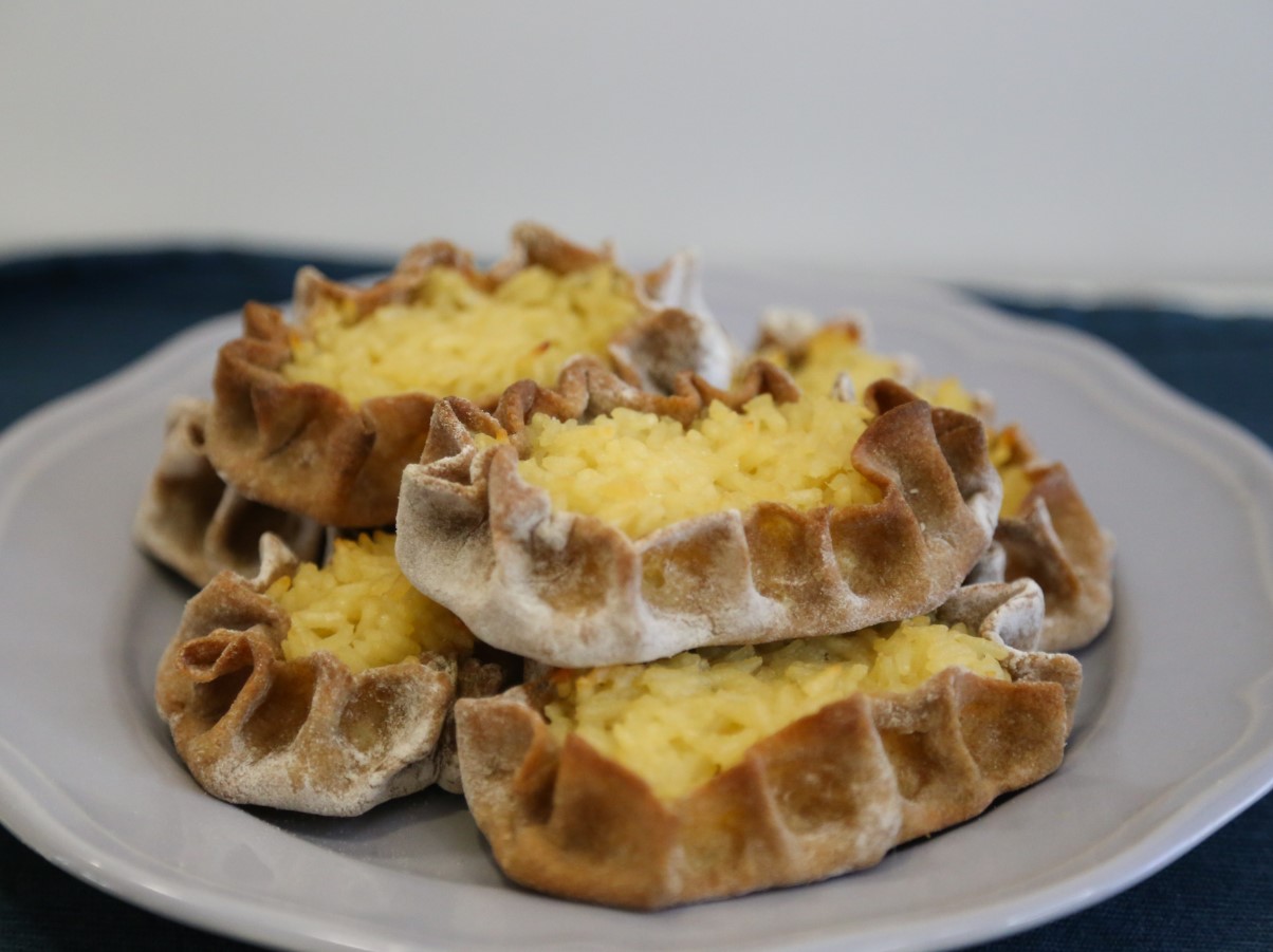 Mistahes vana hea karjalanpiirakas saab uue elu: proovi seda üllatavat trikki vohveliraudaga