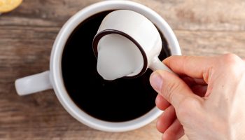 Kas kohvi enne sööki või pärast on parem? Uuringud ütlevad, et see võib su tervist ja enesetunnet üllatavalt mõjutada