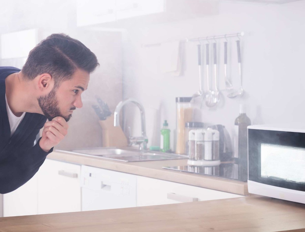 Kas mikroolekas vett keeta on okei? See saladus, mida paljud köögis ei räägi, aga peaks teadma