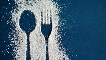 Kõik teavad, et suhkur on halb, aga vähesed mõtlevad sellele, mis juhtub sinu kehaga, kui sa ikka sööd seda iga päev