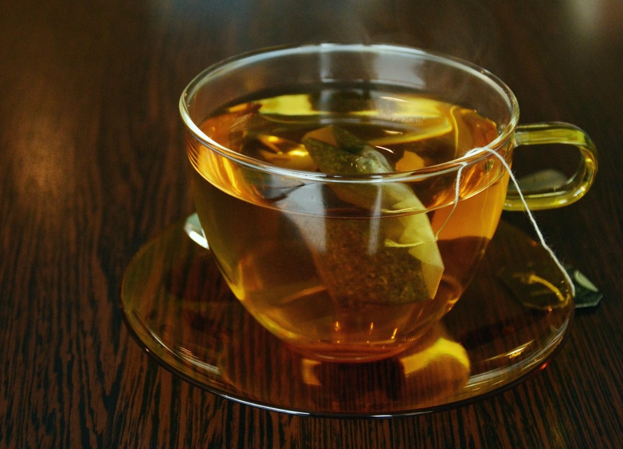 Kas tee soojendamine mikrolaineahjus on tõesti halb mõte? Teadlased üllatasid vastusega