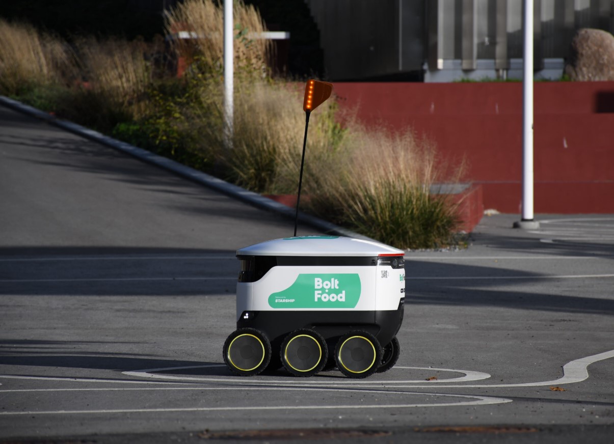 Talv vs tehnoloogia: miks kullerrobotid Tallinnas hätta jäävad